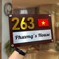 Biển số nhà hình Quốc Kỳ Việt Nam nền alu + mica BSN14 1