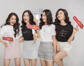 Bảng Hashtag cầm tay chụp hình check là gì?