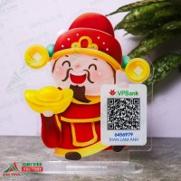 Bảng mica để bàn QRMC001 Thần Tài in mã QR code quét thanh toán