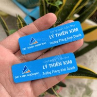 Bảng tên nhân viên cài áo Công ty Đất Xanh