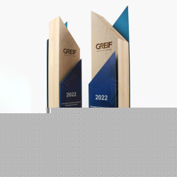 Kỷ niệm chương gỗ kết hợp mica cao cấp GM01