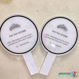 Bảng Hashtag cầm tay chụp ảnh checkin khai trương Thi Thi Store